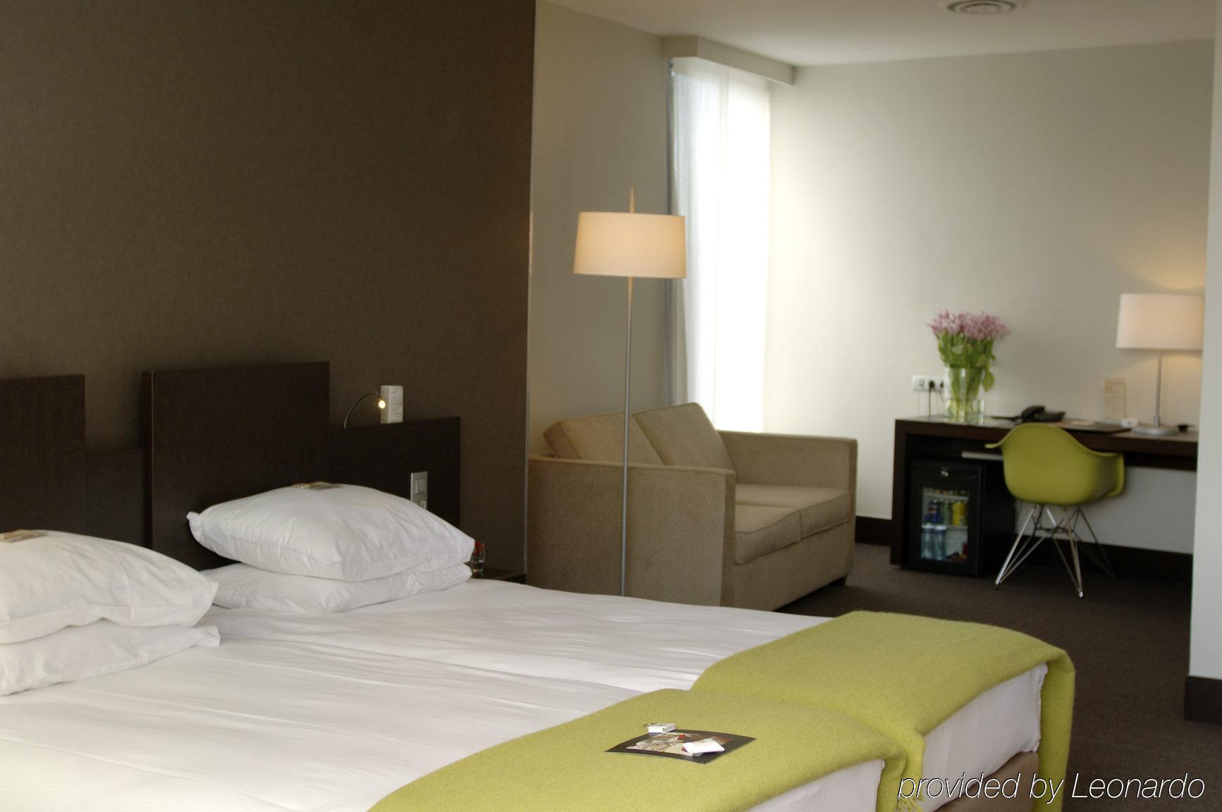 Nh Amsterdam Caransa Hotel Room photo